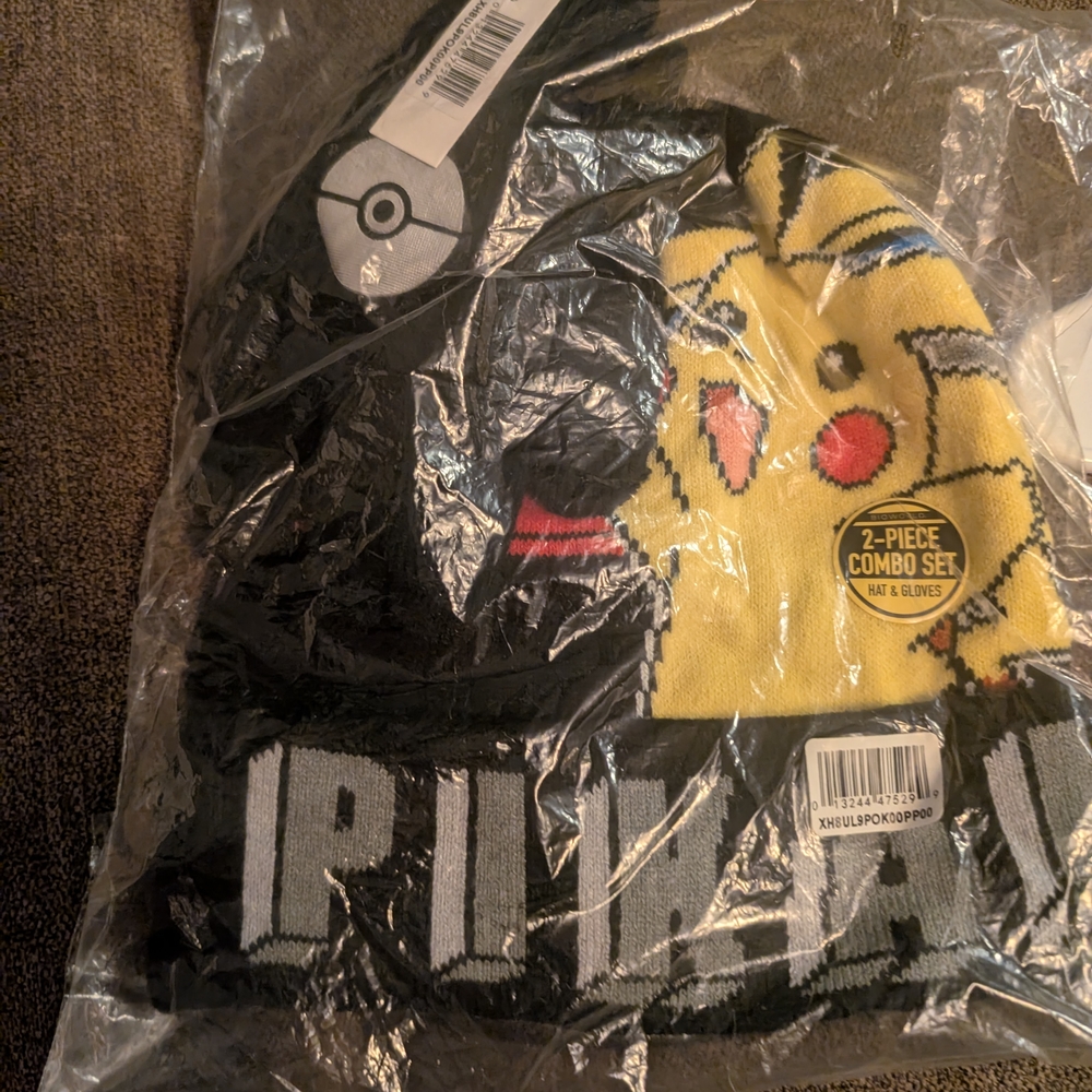 Pikachu Kids Hat and Gloves Set - Black and Yellow